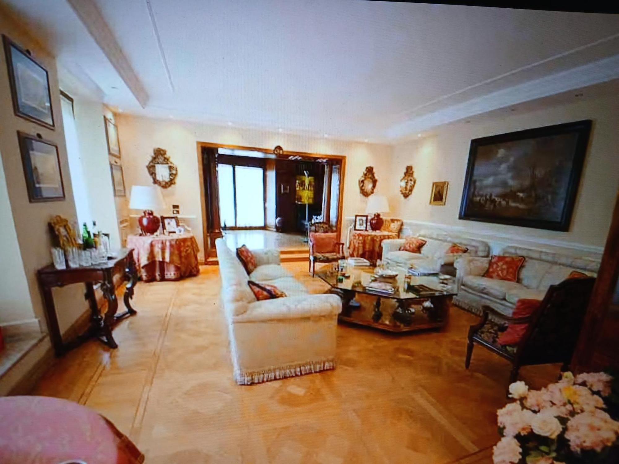 Luxury House With Private Garden Ferienhaus Rom