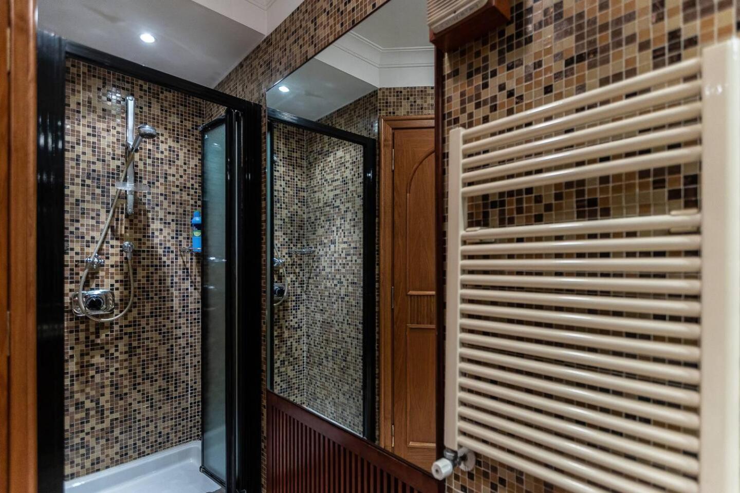 Luxury House With Private Garden Casa vacanze