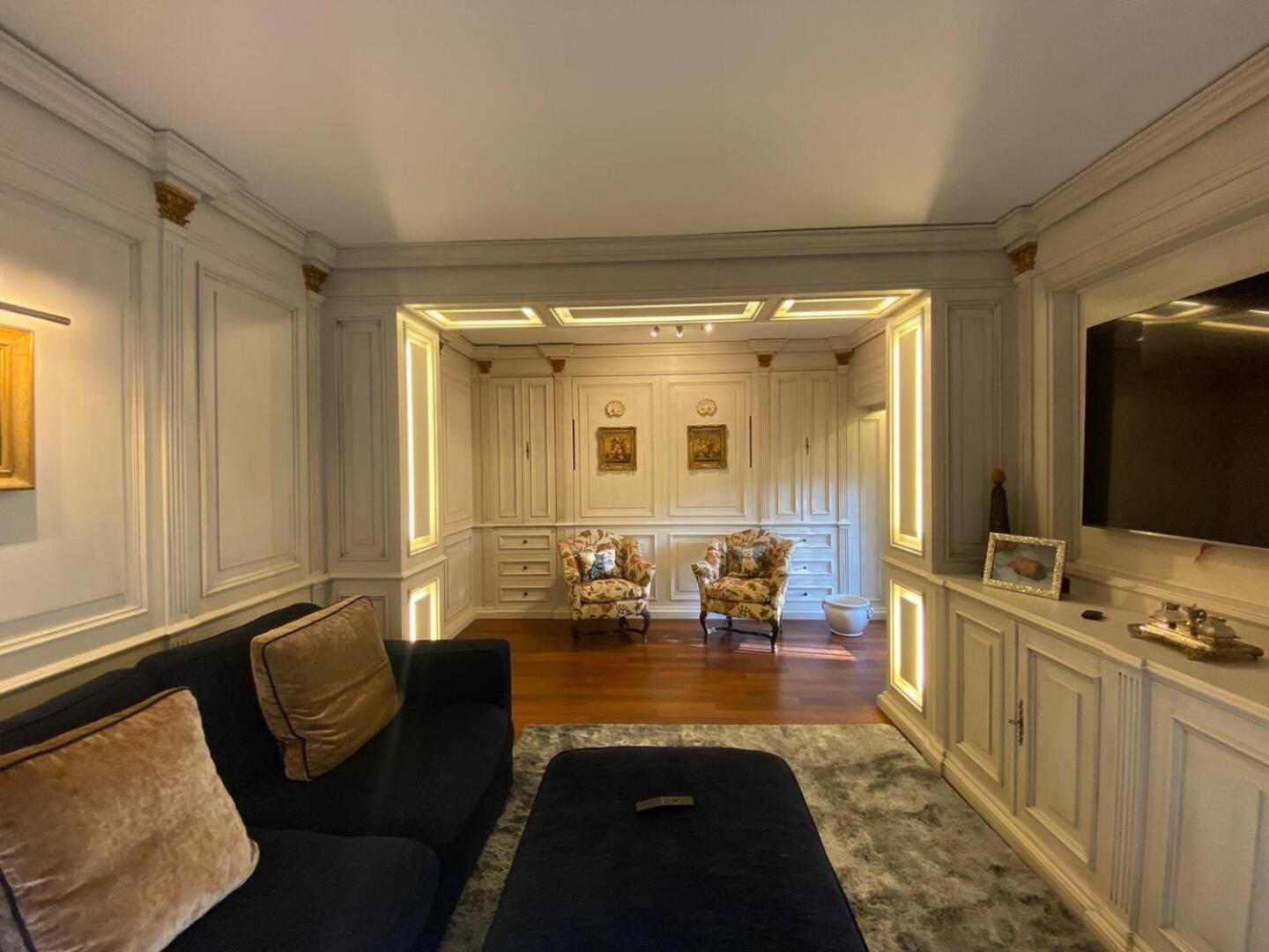 Casa vacanze Luxury House With Private Garden