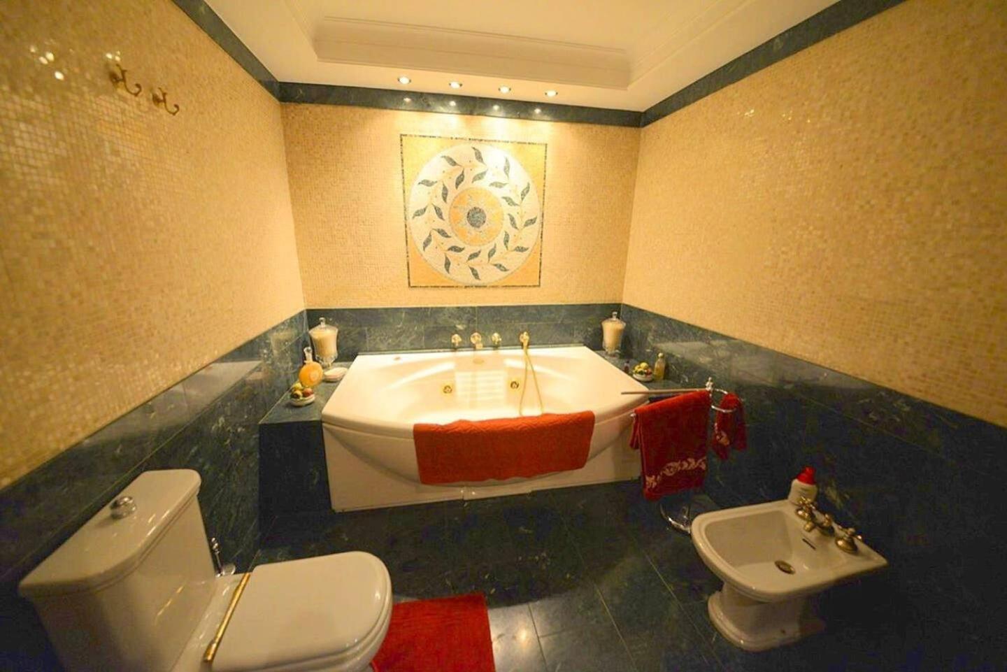 Luxury House With Private Garden Casa vacanze Roma