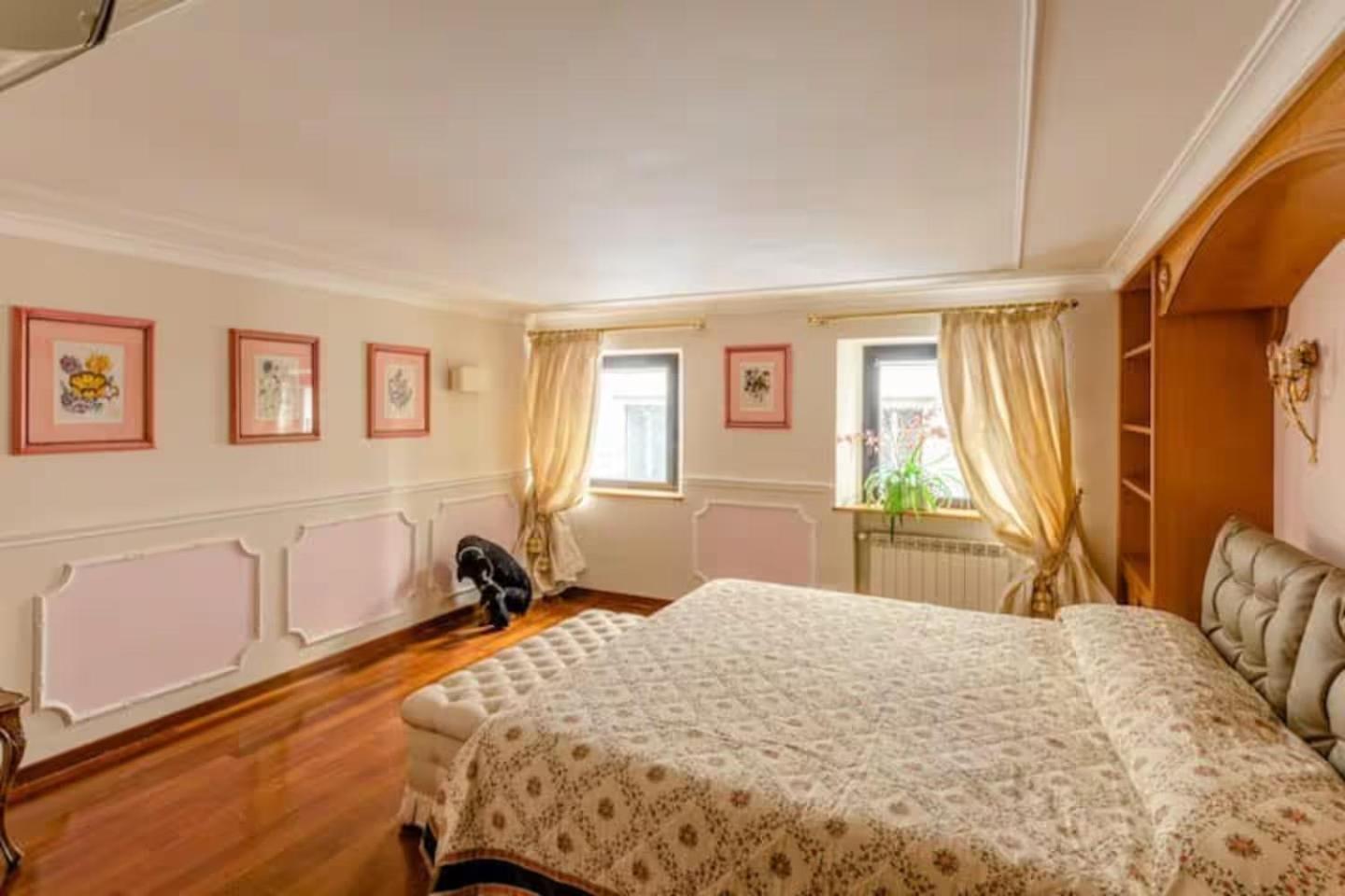 Luxury House With Private Garden Casa vacanze Roma